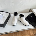 CC Interlocking CC Logo Boots White Shearling Black Leather 543112