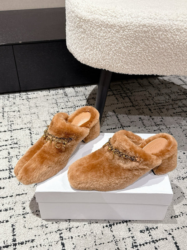 Chloe Covered Fur Slippers Caramel Brown Wool 514330