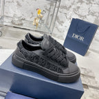 CD B33 Sneaker 30mm In Black Calfskin 100668