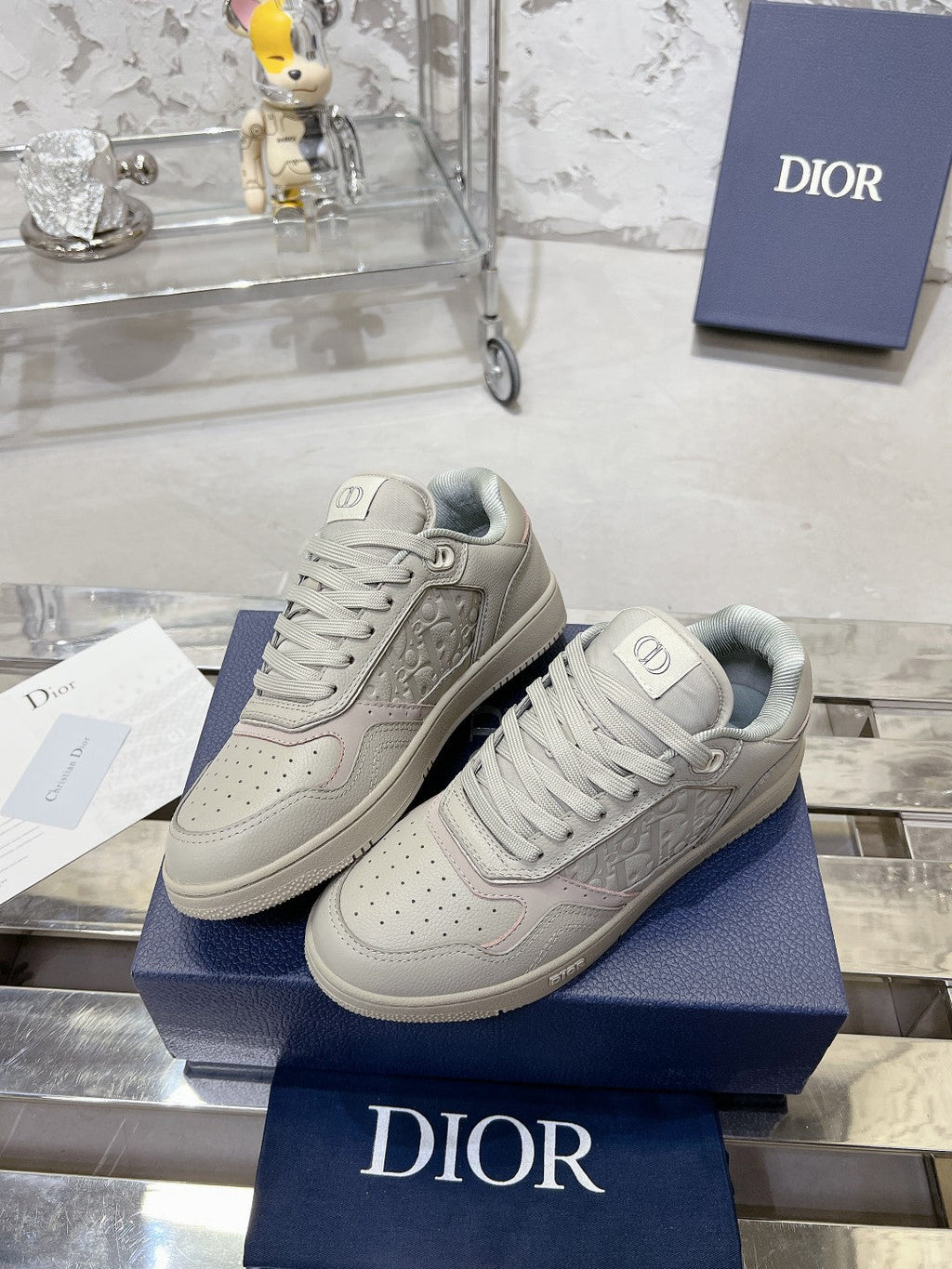 CD B27 Sneaker 30mm In Light Grey Calfskin 100631