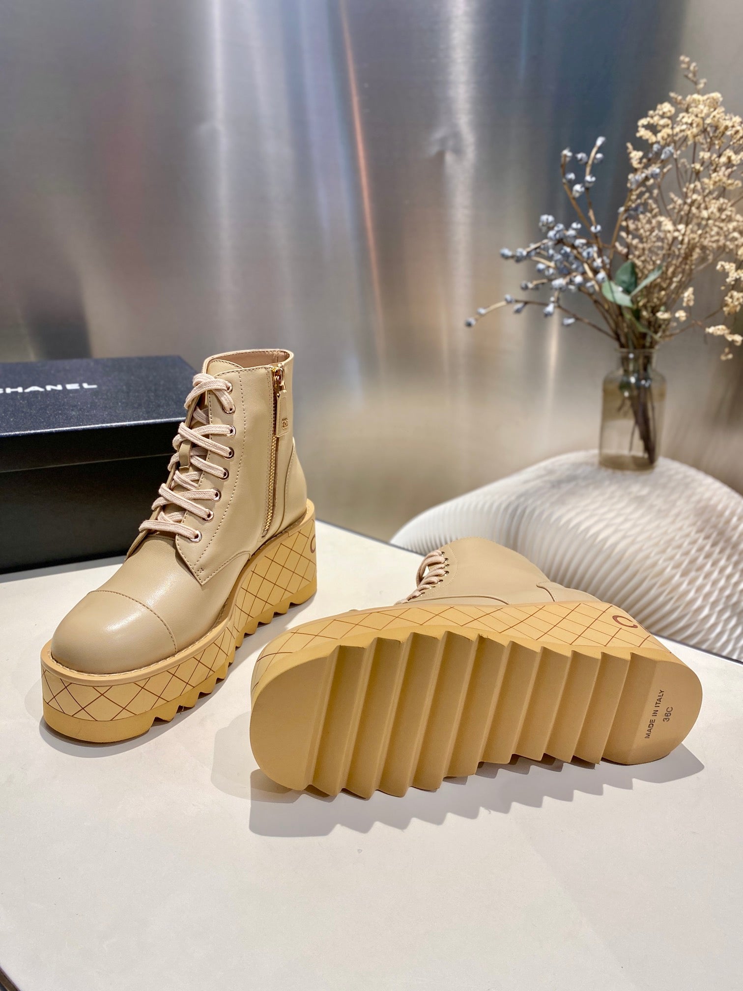 CC Ankle Boots 100m Beige Lambskin