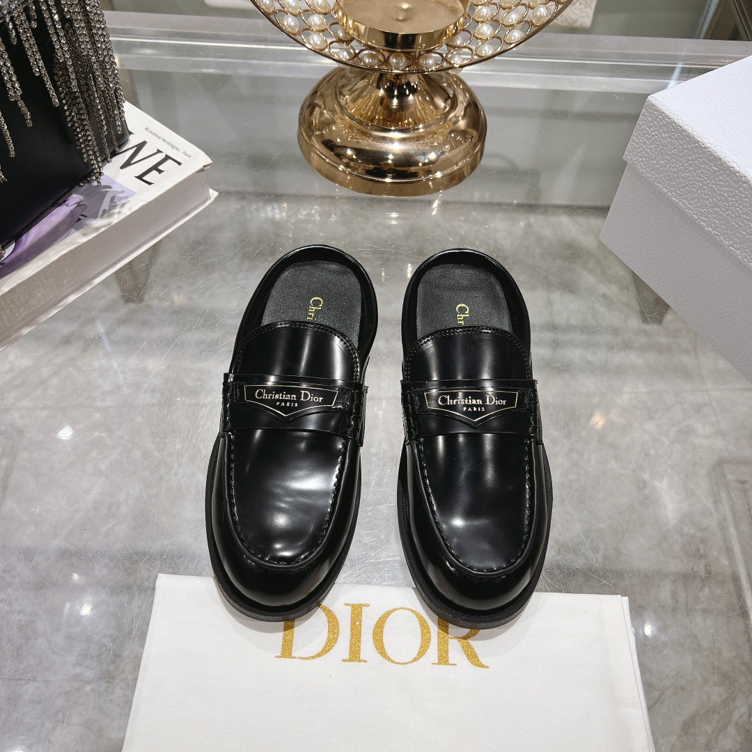 CD Boy Mule In Black Glossy Calfskin 996453