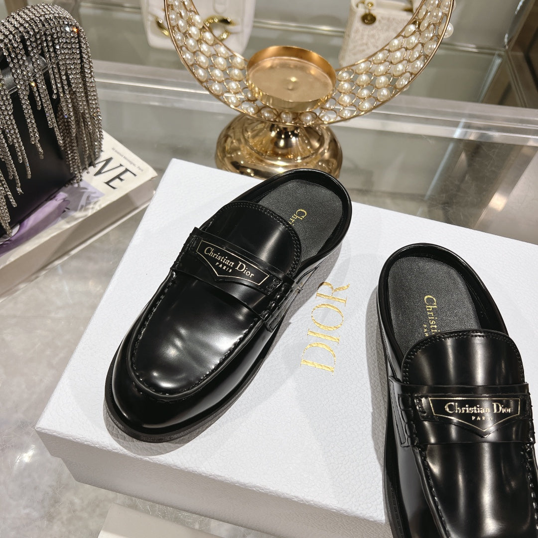 CD Boy Mule In Black Glossy Calfskin 996453