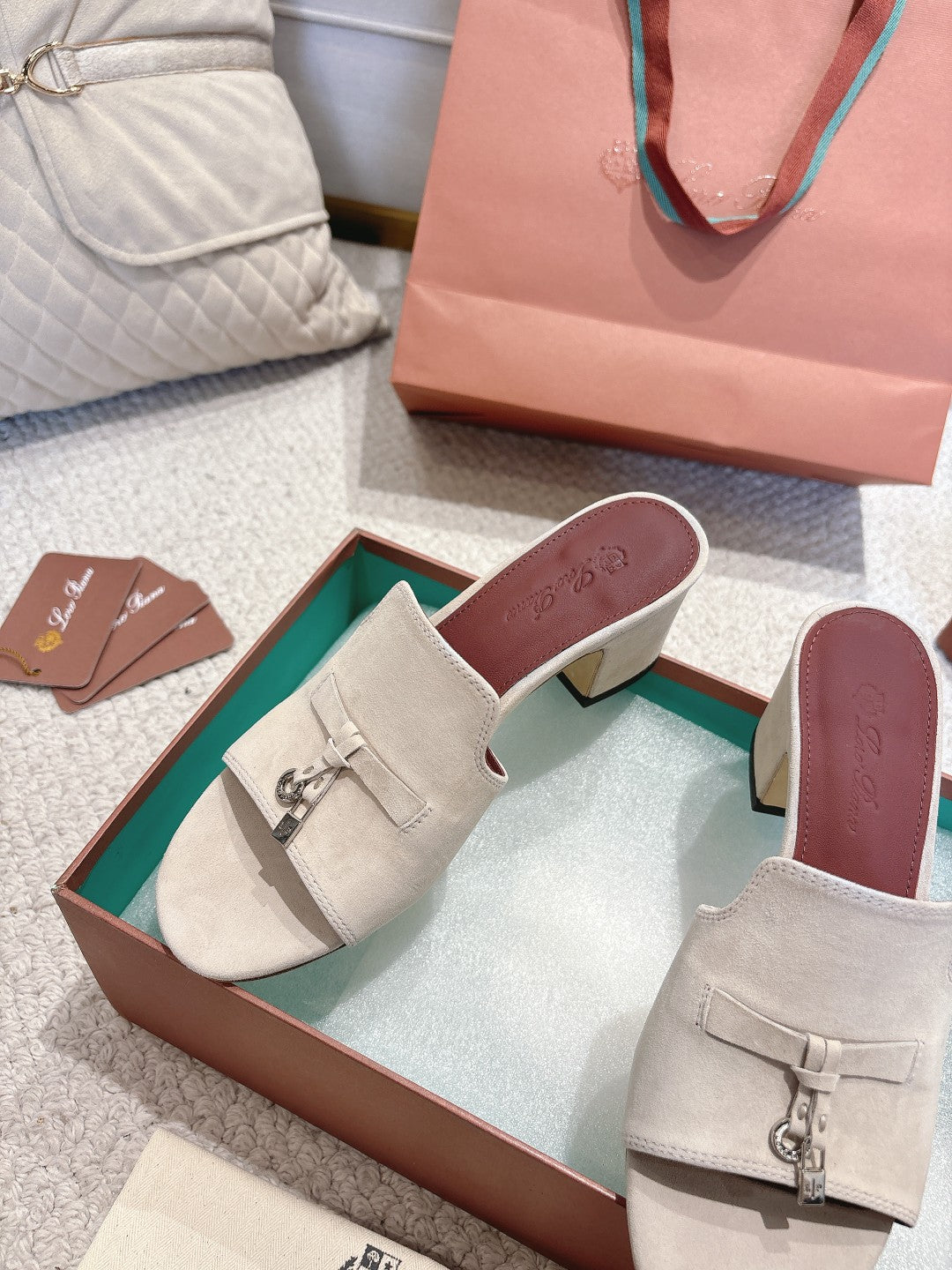 LP 25 Summer Charm Sandal 55 Cream Suede