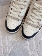 CD B57 Mid-Top Sneaker White Beige Mix Black Calfskin And Oblique Jacquard