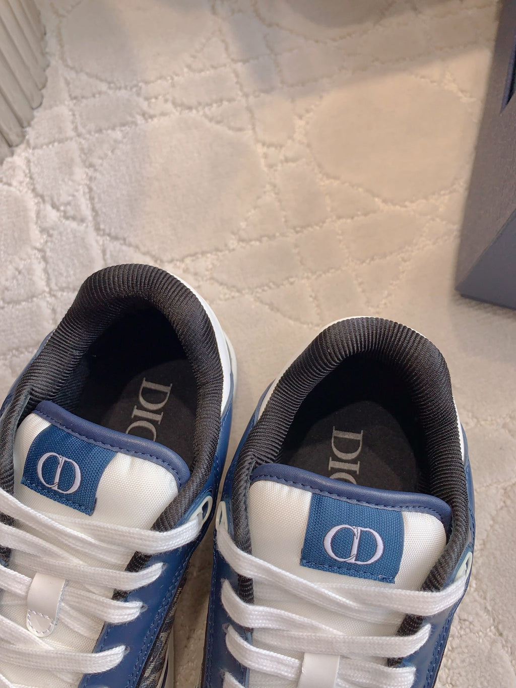 CD B27 Low-Top Sneaker White Blue Print Calfskin And Oblique Jacquard Fabric