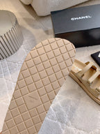 CC Slippers Beige Lambskin 145355