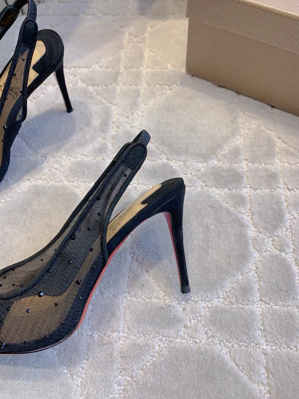 CL Follies Strass 85mm Black Mesh 177134