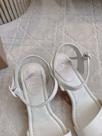 CL Simple Sandals White Sheepskin 328457