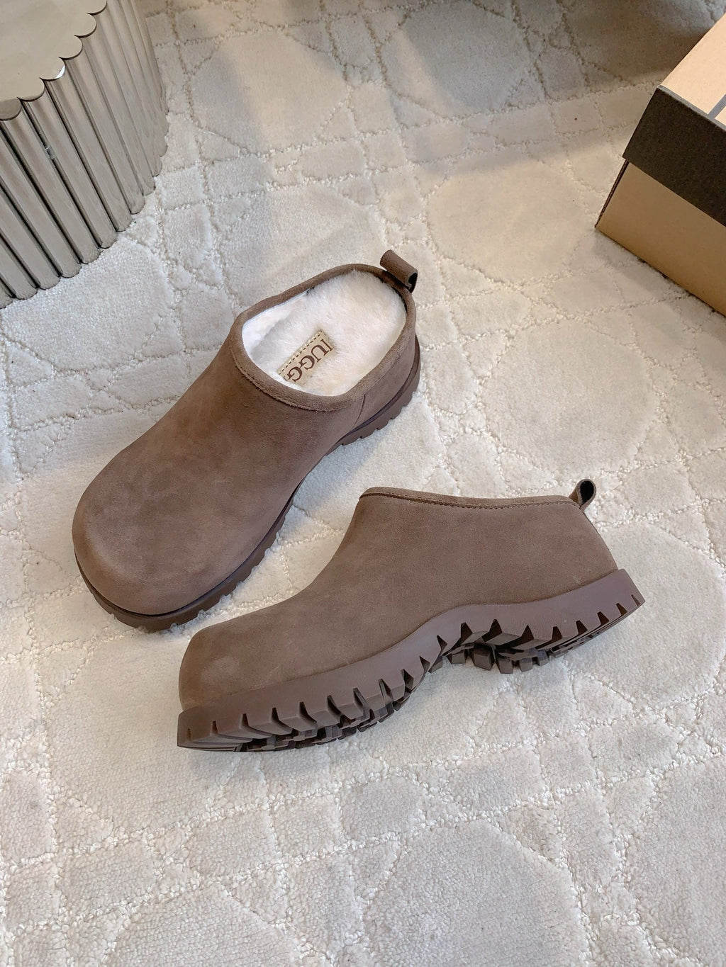 UGG Classic Ultra Mini Mule Reddish Brown Wool Suede Fleece Lining 516912