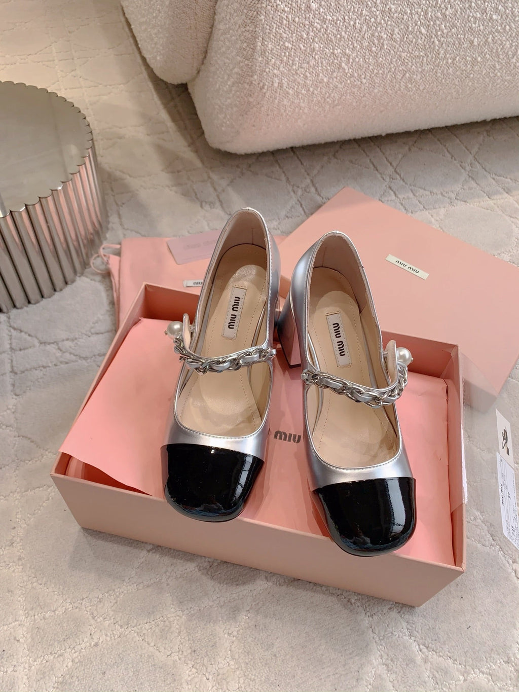 Miu Bicolor Cap-Toe Pumps 7.5cm Black Sliver Patent Leather 724258