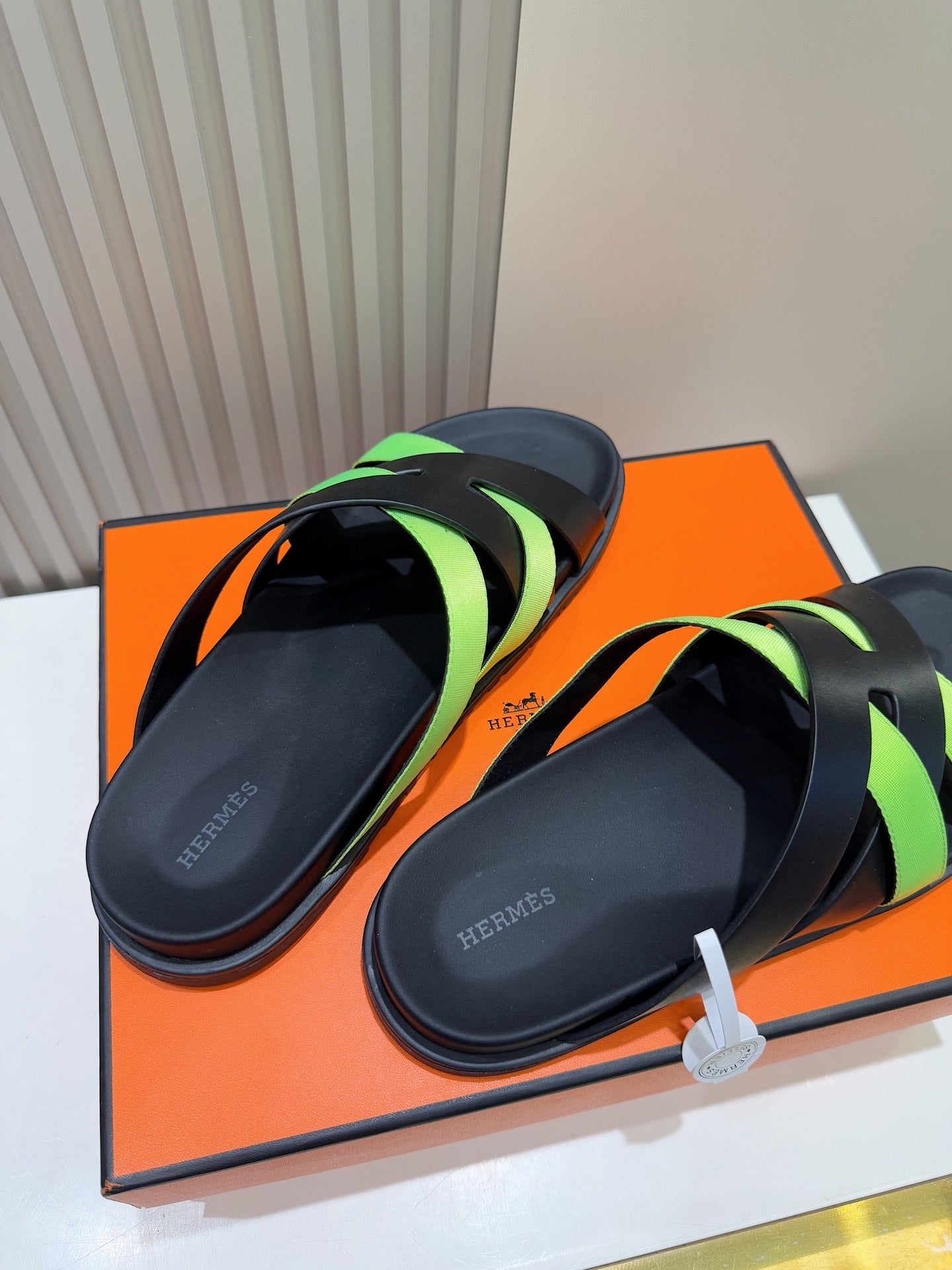 HM Men's Kazimir Slide Black Green Calfskin 562770