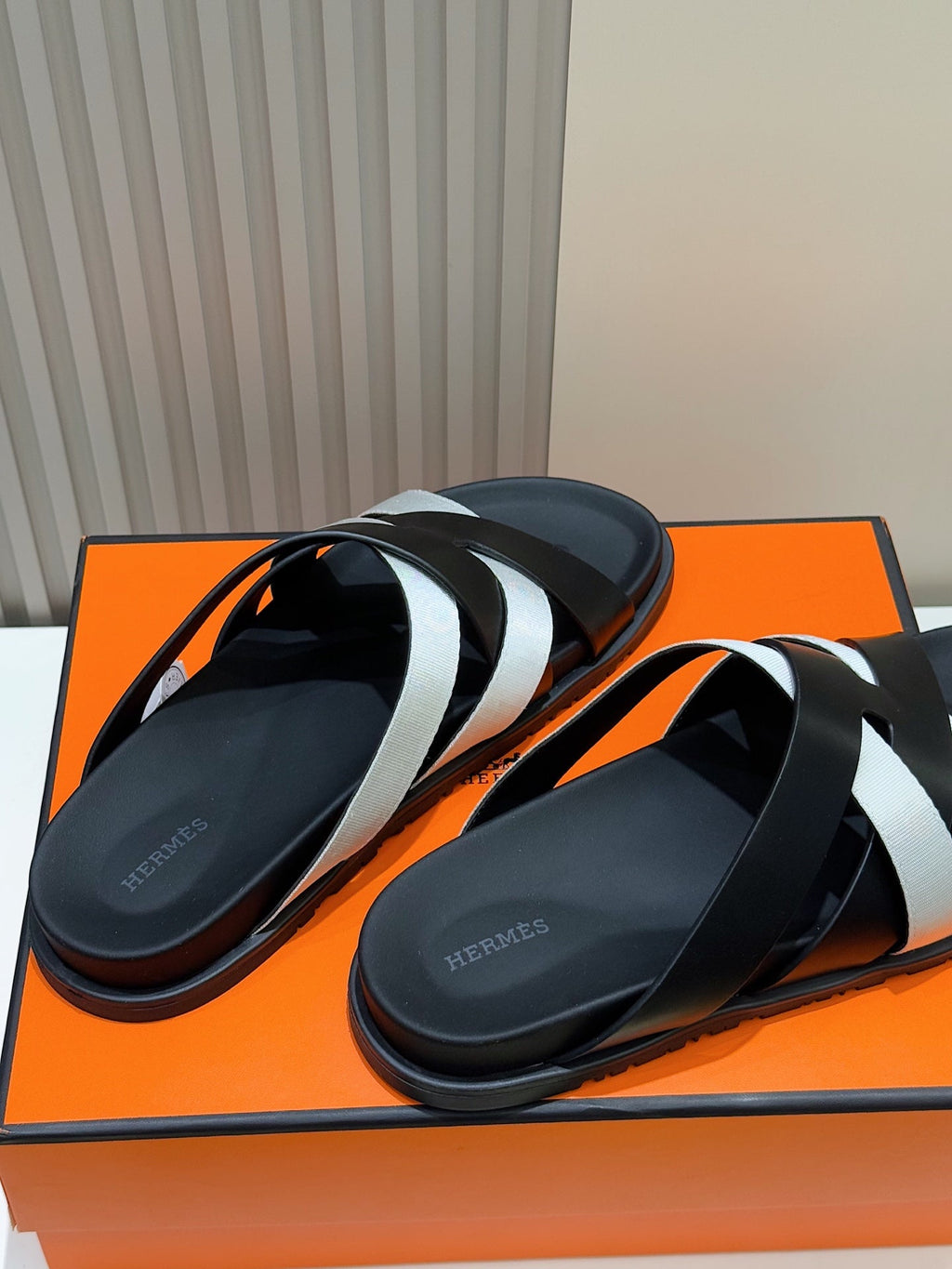HM Men's Kazimir Slide Black Silver Calfskin 562771
