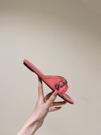 CAGOLE FLAT SANDALS IN ROMAN PINK WAX-OIL SHEEPSKIN