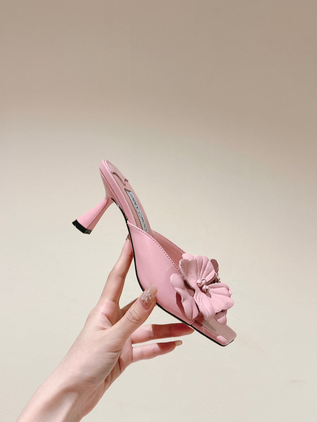 Jimmy Choo Amita Flowers Sandal 4.5cm Pink Sheepskin 659643