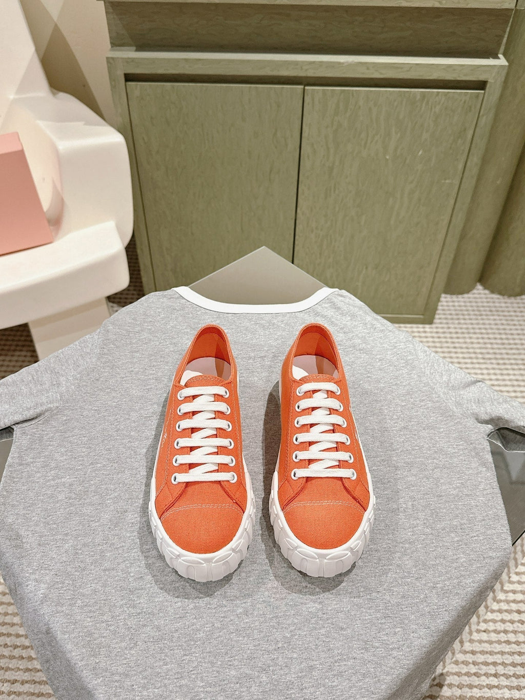 Miu Sneakers Orange Canvas 445548