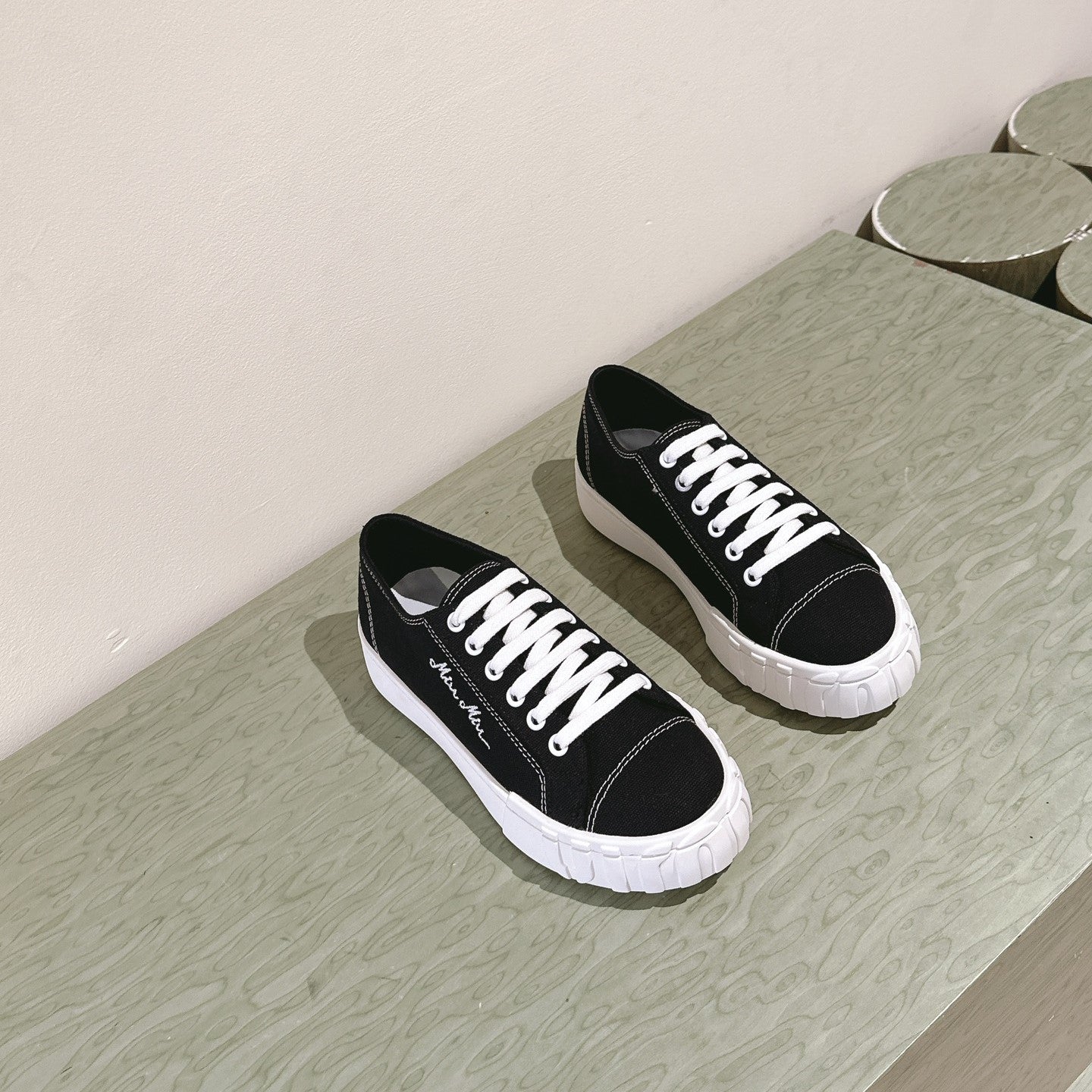 Miu Sneakers Black Canvas 445551