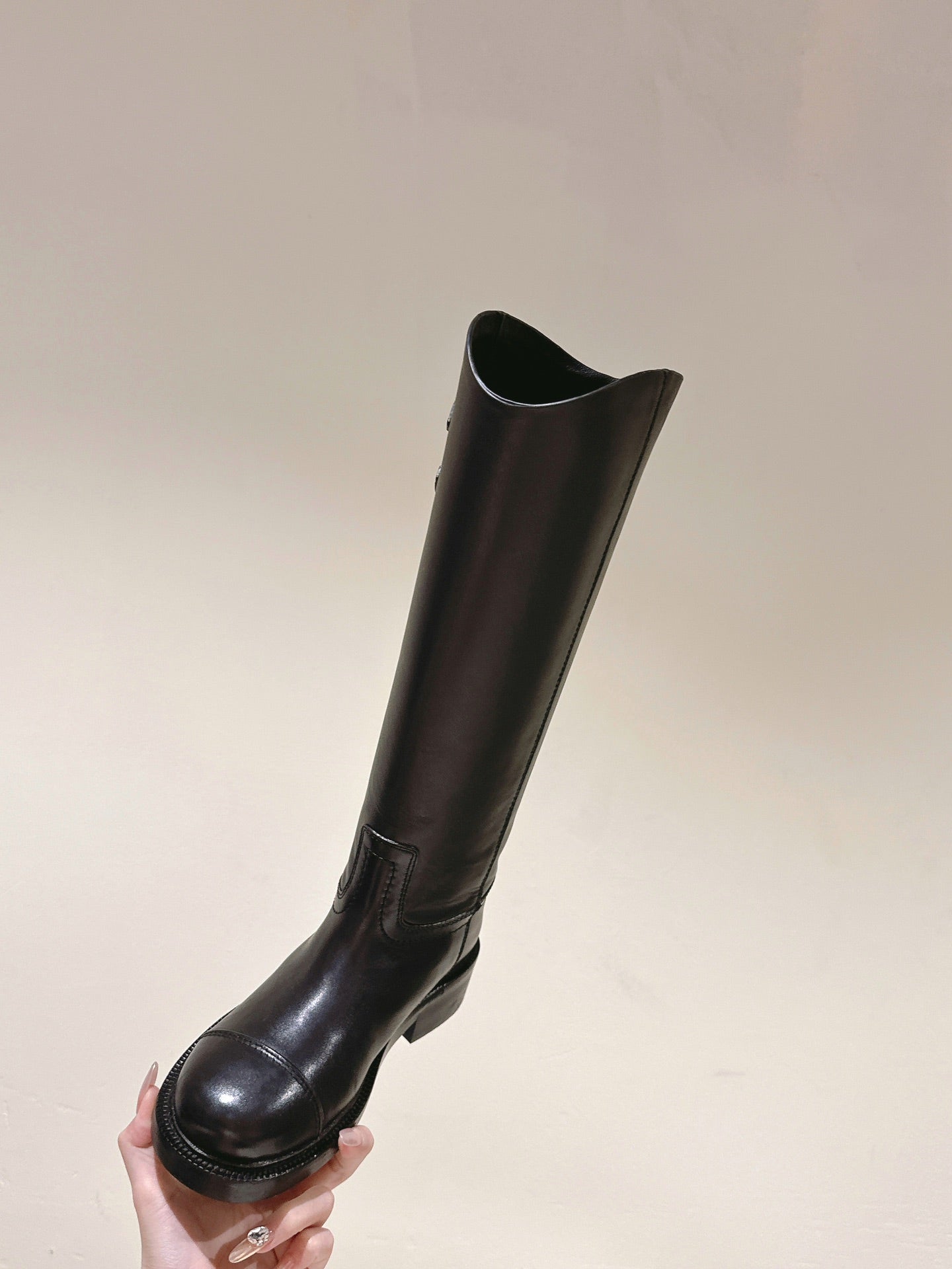 CC HIGH BOOTS BLACK CALFSKIN 768996