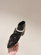 CC 24A Pearl Bow Ankle Boots 65mm Black Sheepskin 447468