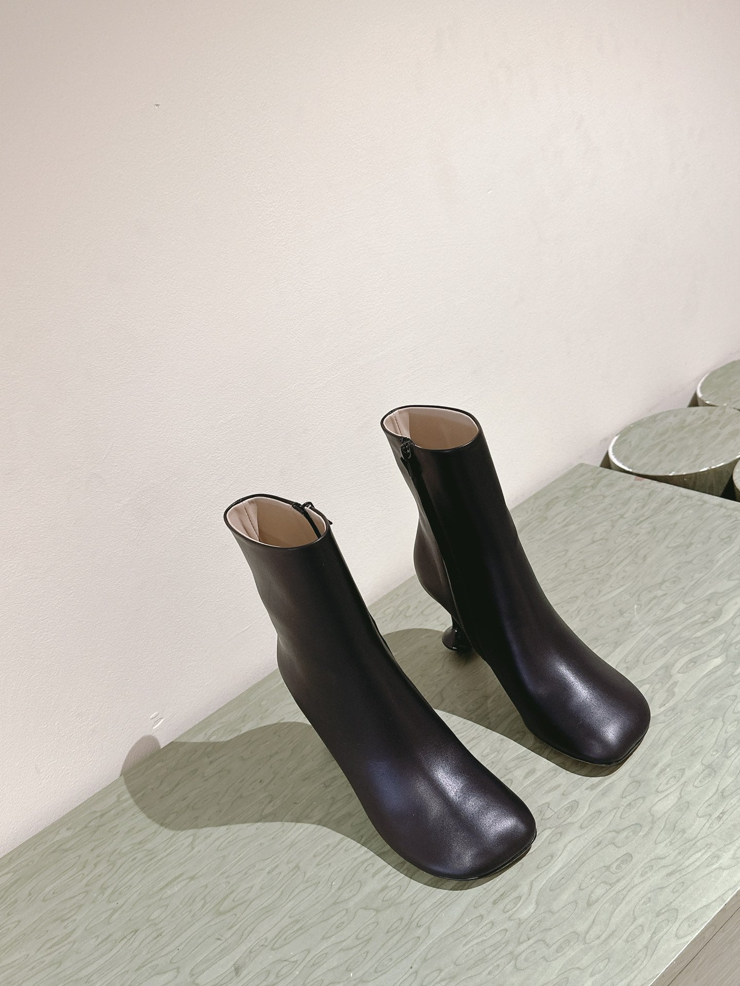 Loewe Round-Toed Boots 85mm Black Mixed Sheepskin 448450