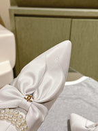 CC 24A Pearl Bow Ankle Boots 65mm White Sheepskin 447470