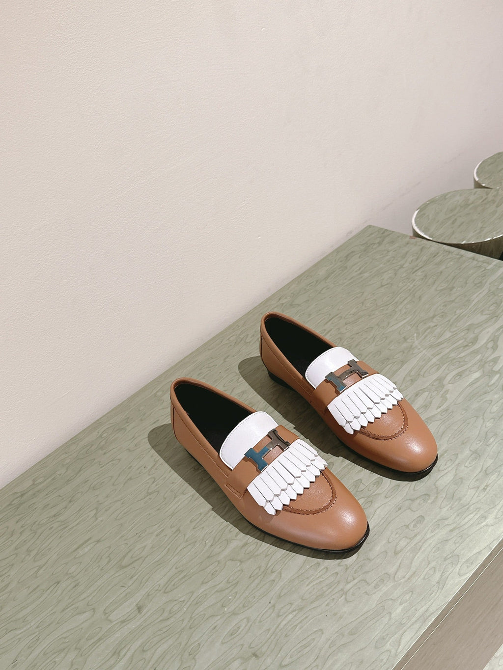 HM Mocassins Royal Loafers Caramel White Sheepskin 445008