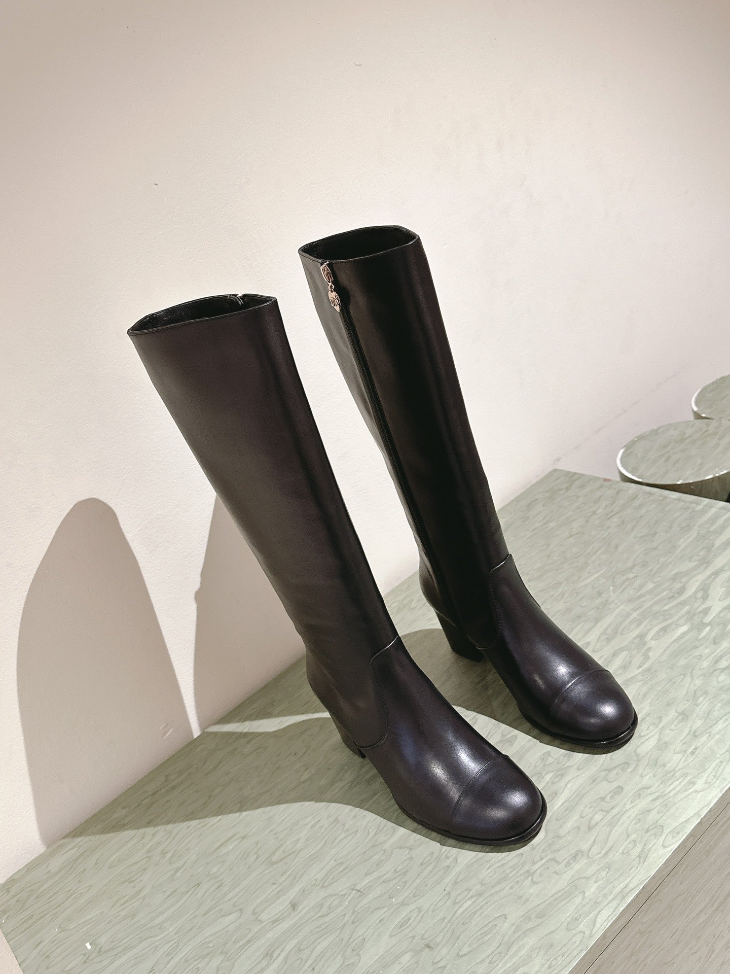 CC 24 FW Knee-High Boots 70mm Black Cowhide 447190
