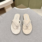 CC 25ss Pearl Thong Sandal Beige Velvet 461639