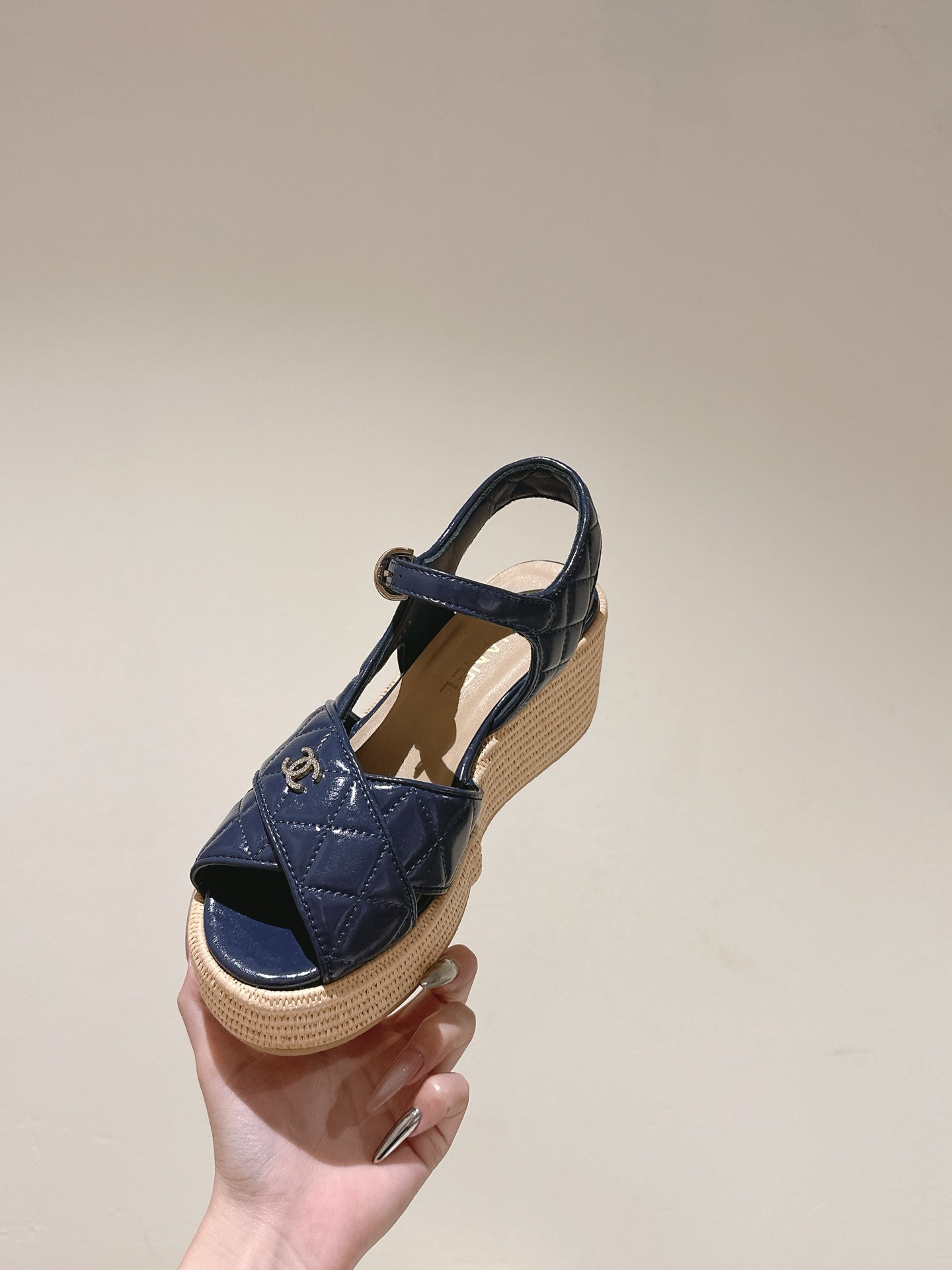 CC 25ss Espadrille Sandals 85mm Charcoal Gray Quited Sheepskin 462239