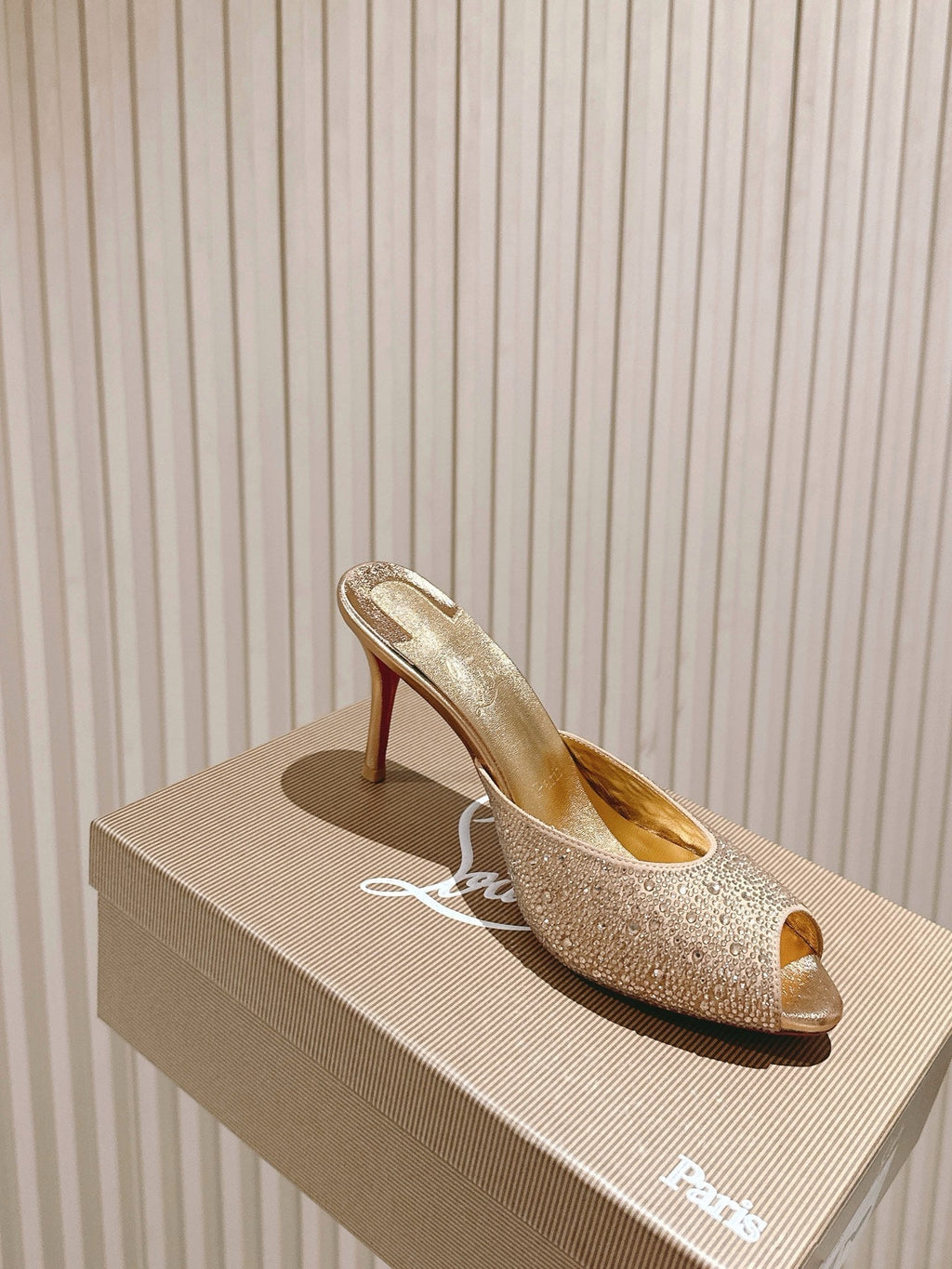 CL 25 Mules Gold Imported   Special 346327