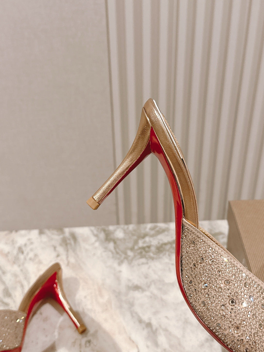 CL 25 Mules Gold Imported   Special 346327