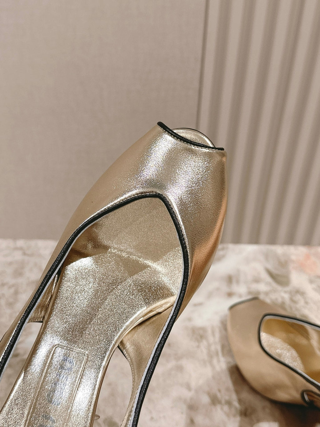 Miu Mordoré Slingback Pumps 85mm Light Gold Cowhide Sheepskin 445794