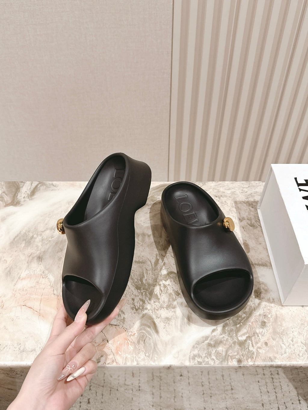 Loewe Foam Pebble Slide Black Rubber 306796