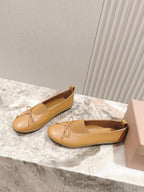 Miu Élan Bow-Detail Ballet Flat Light Brown Cowhide 445802