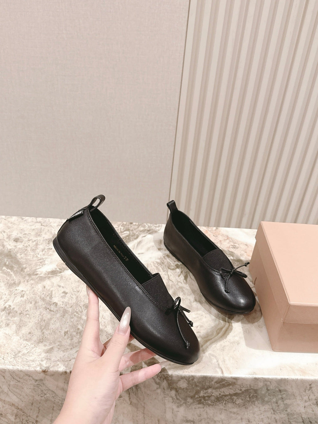 Miu Élan Bow-Detail Ballet Flat Black Cowhide 445803