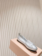 Miu Élan Bow-Detail Ballet Flat Sliver Metallic Leather 445803