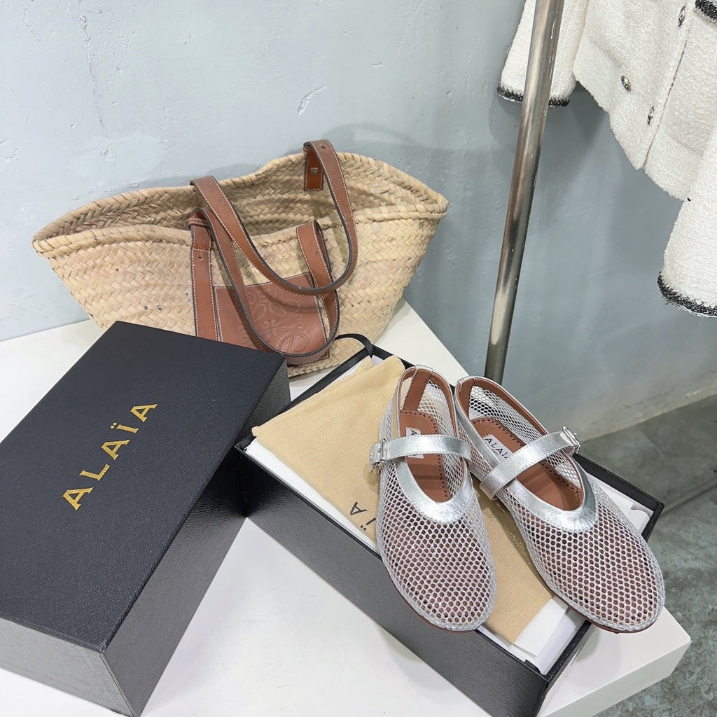 Alaia 25 Laminated Fishnet Ballet Flats Silver Lambskin 677174