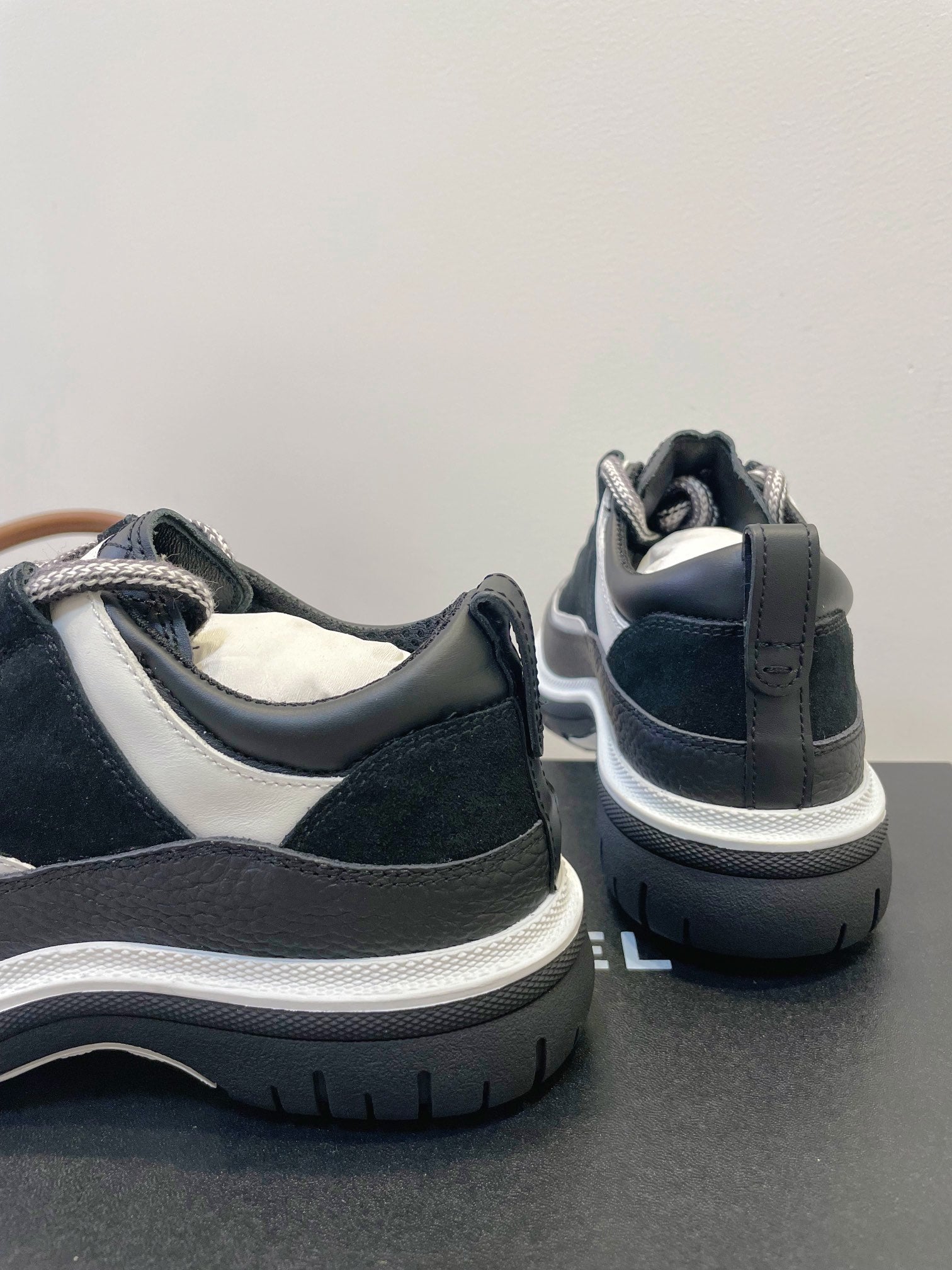 CC Sneaker In Black Cowhide 144774