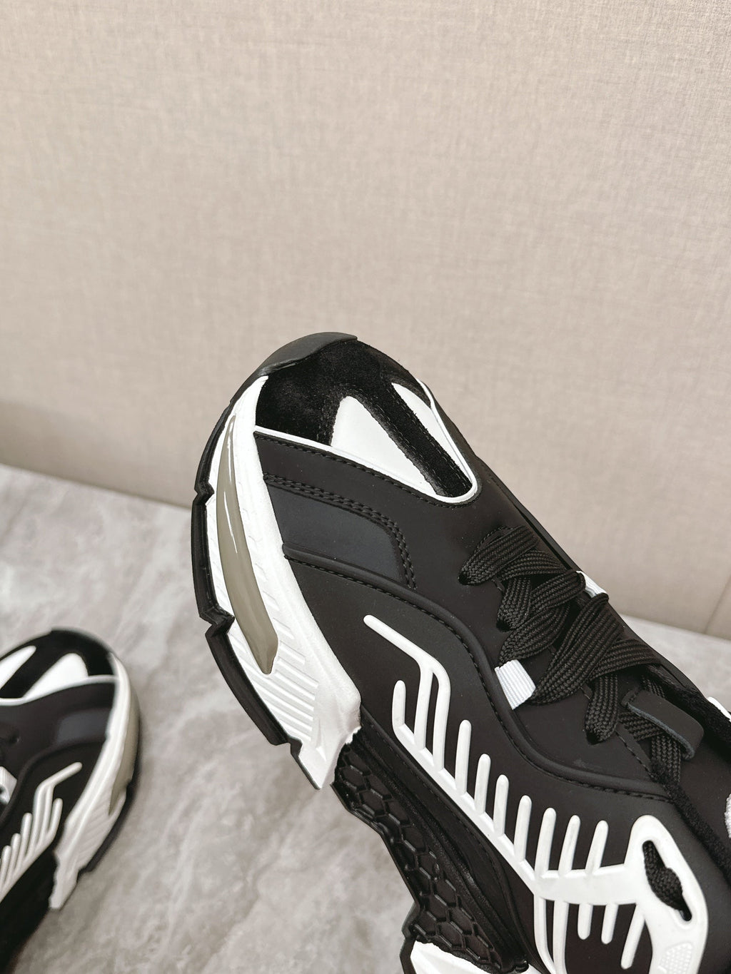 DC Daymaster Sneakers Black White Cowhide & TPU 116665