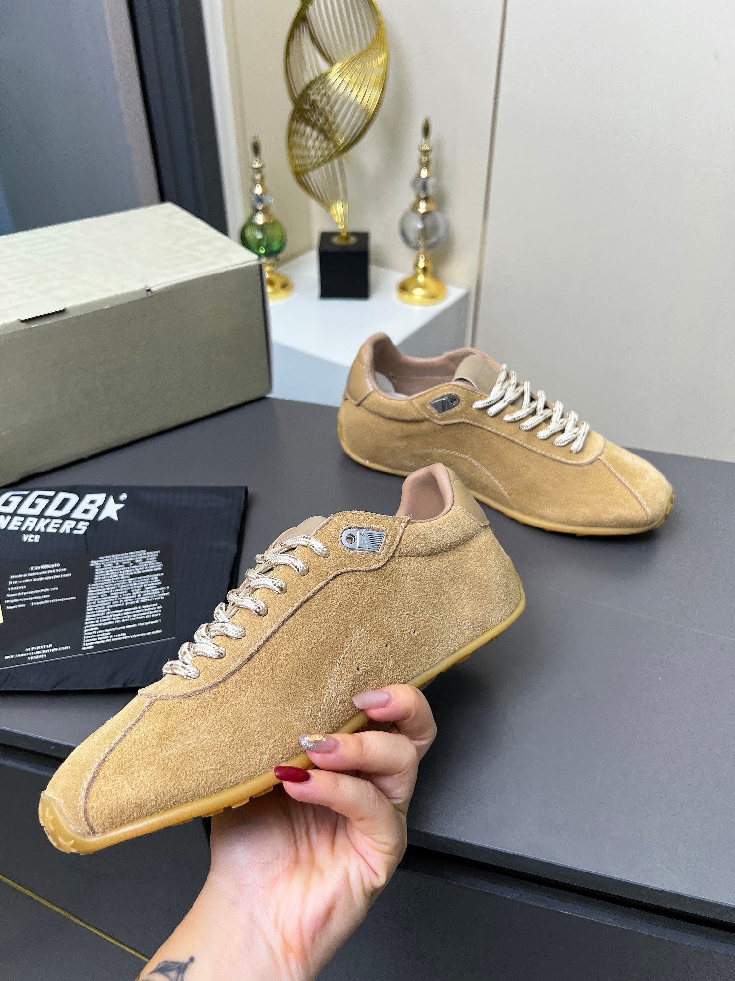 Golden Goose 26s Marathon Runner Sneakers Brown Suede 735859