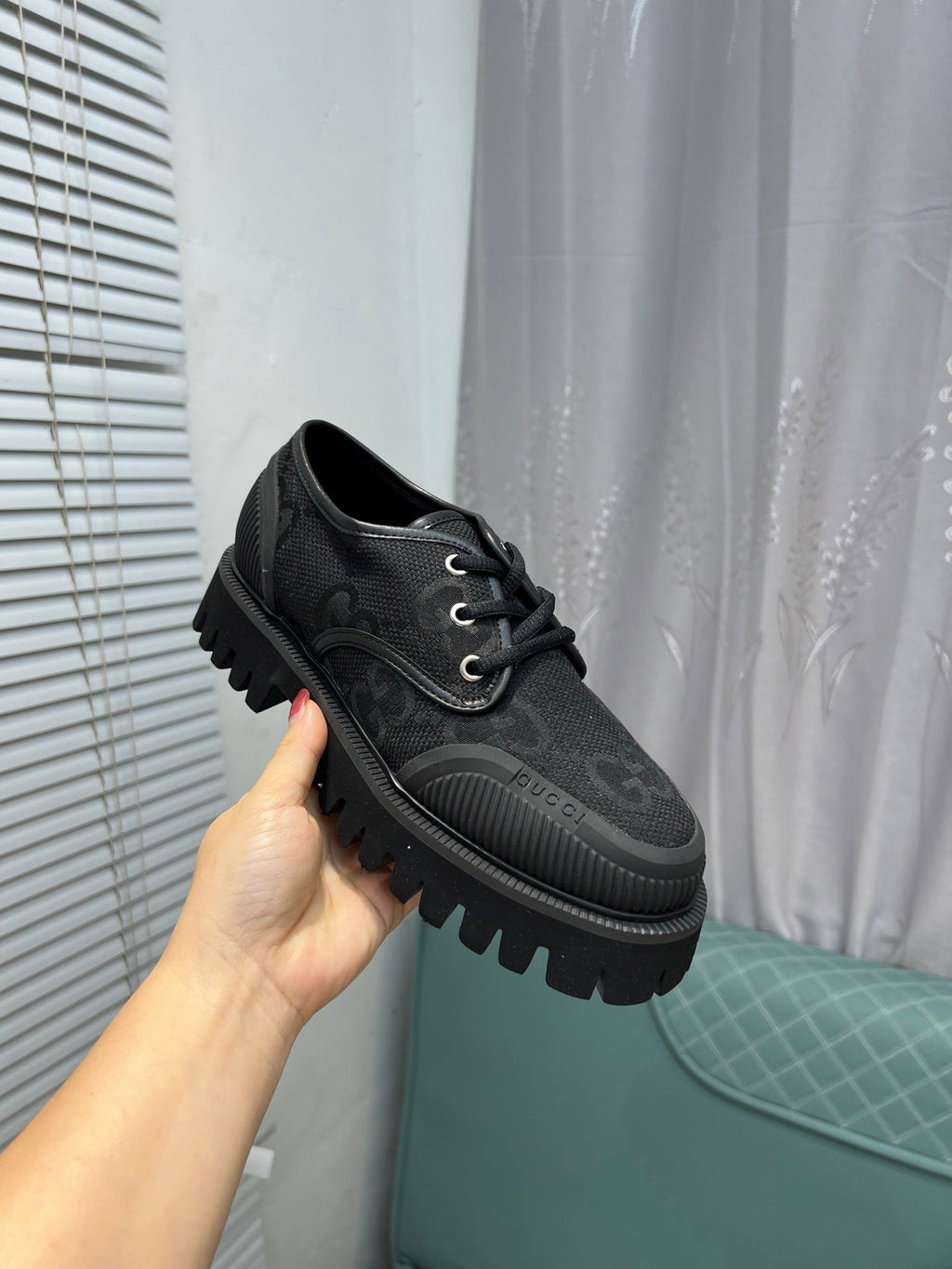 GG Men's 25 Maxi GG Sneaker Black Canvas 720795