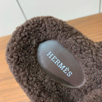 HM Chypre Sandal In Dark Brown Lamb Wool 984179