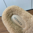 HM Chypre Sandal In Dark Beige Lamb Wool  984181