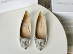 Manolo Diamond Buckle Pumps Silver   Cowhide 451180