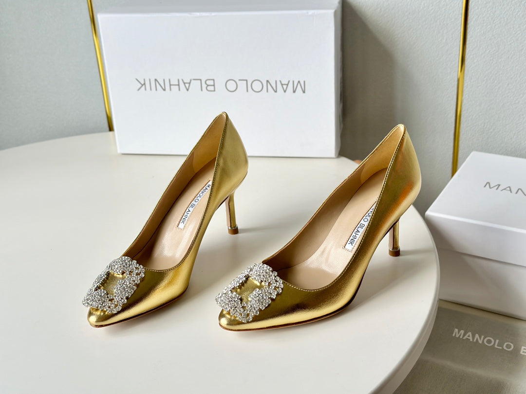 Manolo Diamond Buckle Pumps Gold   Cowhide 451182