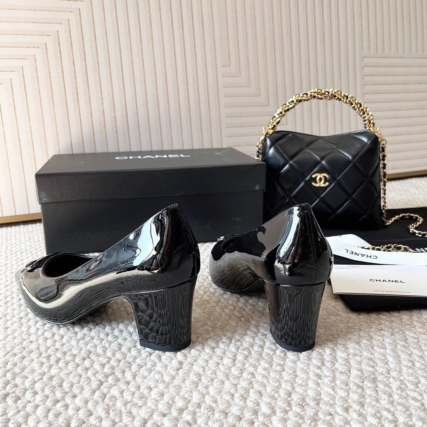 CC 26s Pointed-Toe Pump Black Patent Leather 787144
