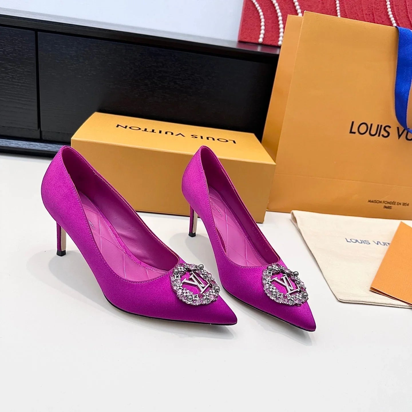 LV 26s Pointed-Toe High Heels 75 Fuchsia Pink Premium Satin 622448