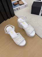 CC 25P Platform Embroidery Fabric