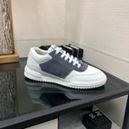 CC 24C Sneaker White Grey Suede Sheepskin 688656