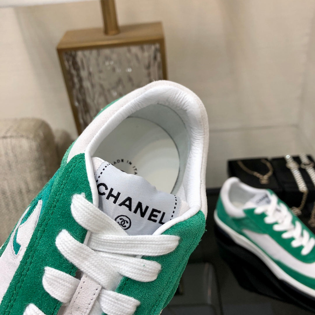 CC Sneaker In Green Mix White Suede